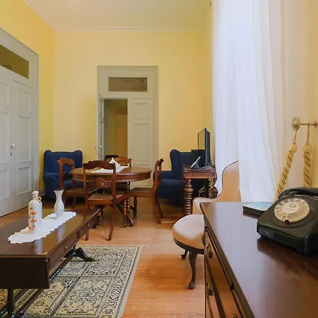 Casa Da Avo Guida Holiday home *